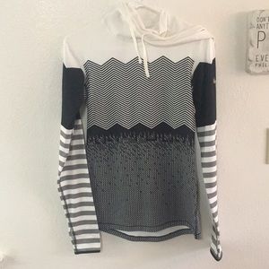 Nike dri fit pullover